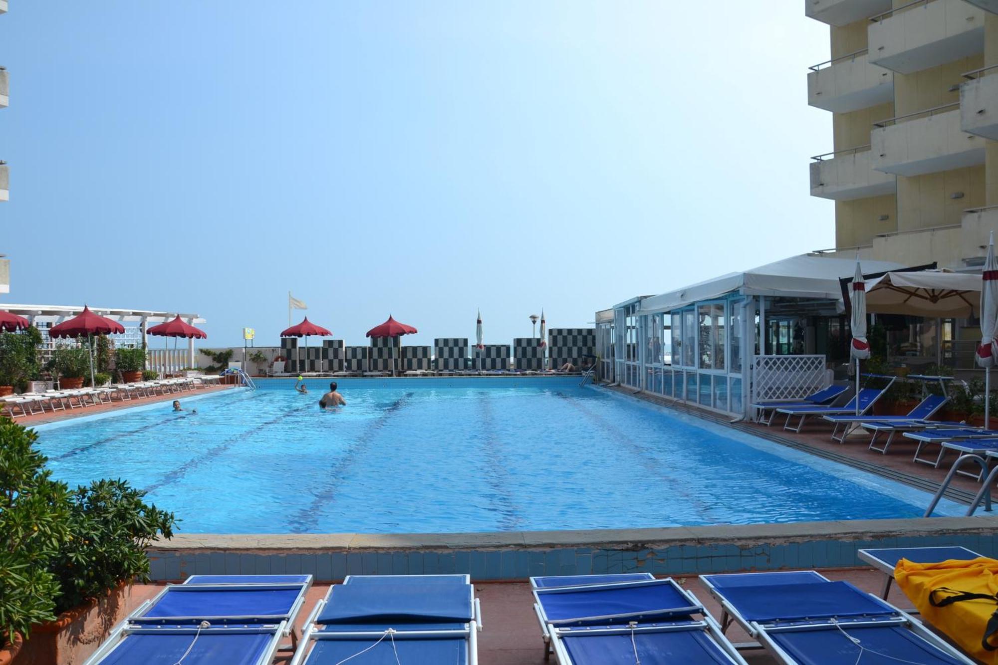 Perticari Hotel Pesaro Exterior photo