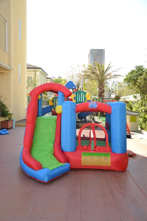 Perticari Hotel Pesaro Exterior photo